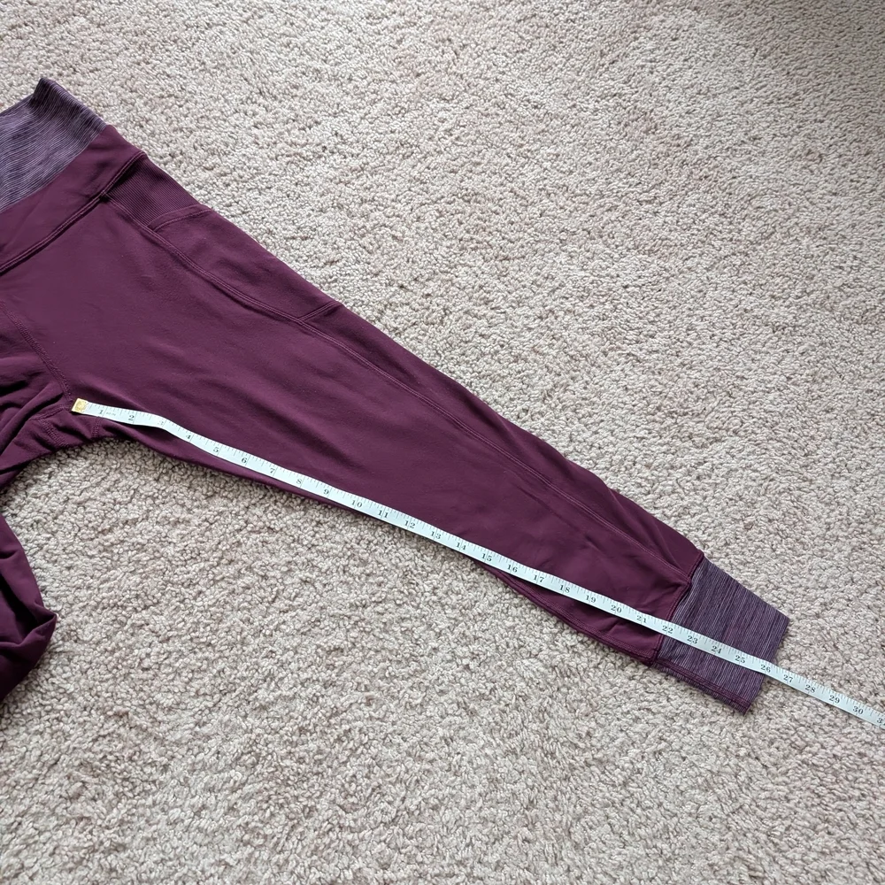 Lululemon En Route Plum Wee Are From Space September Plum Leggings Size 8/10